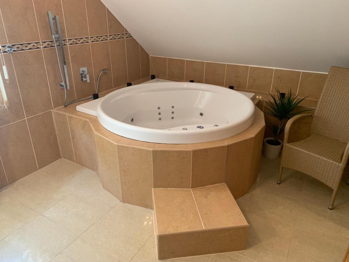Apartmany City 2 Ostrava Esterno foto